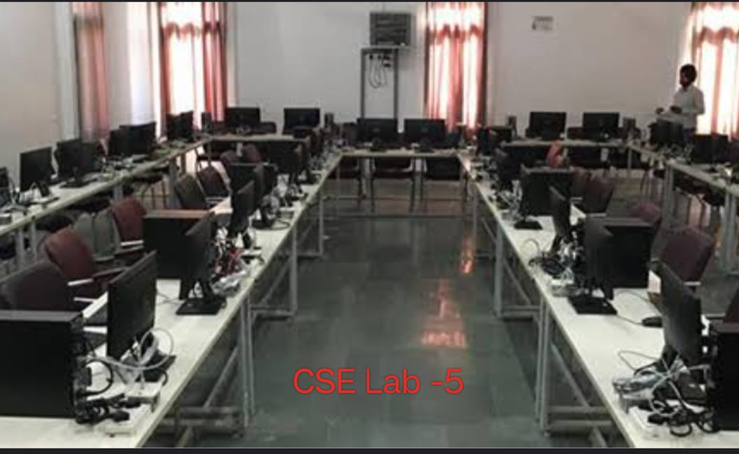 Computer Science and Engineering laboratory view 6